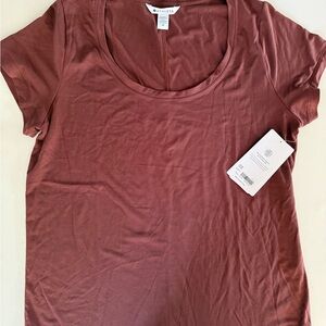 Athleta Women's Dusty Rose Short Sleeve Tee